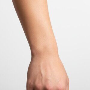 New - 💯 Original Versus VERSACE6e Arrondissement Crystal Men's WatchVSP1M1421